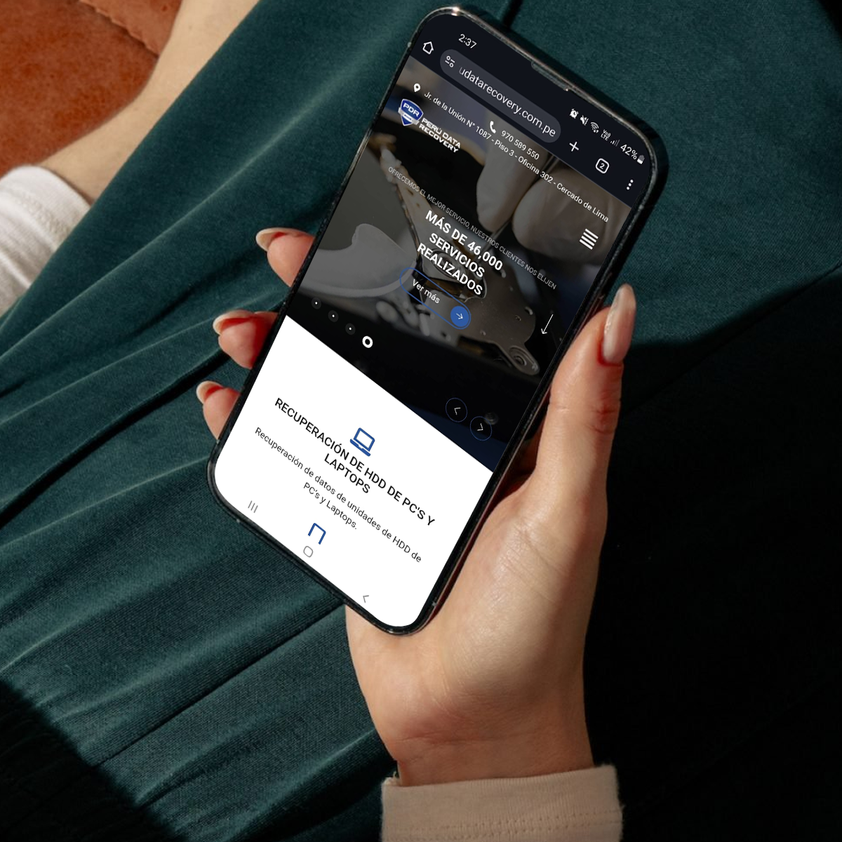 Versión responsive móvil del sitio Perú Data Recovery creada por Marso